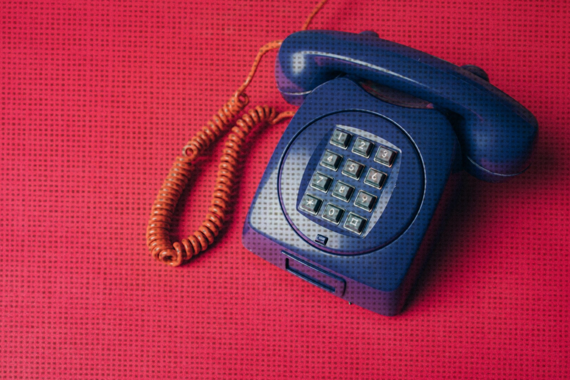 Máme doma pevnou linku a CD přehrávač. Je to super